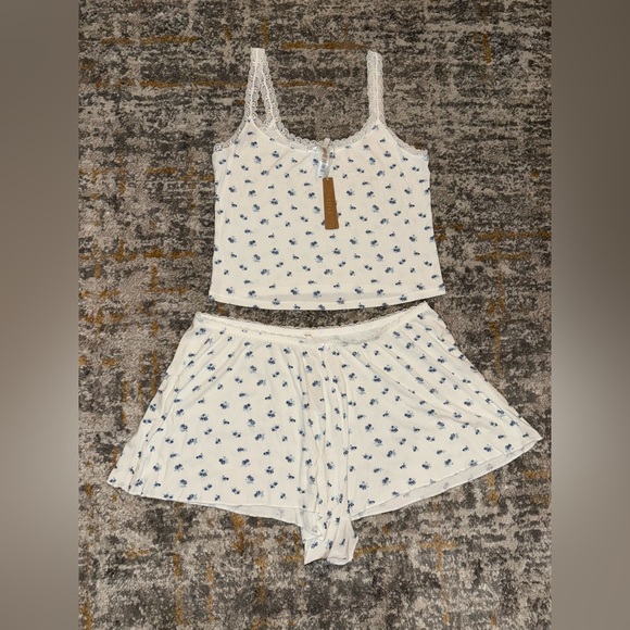 ❌❌SOLD❌❌ - Picture 2 of 6